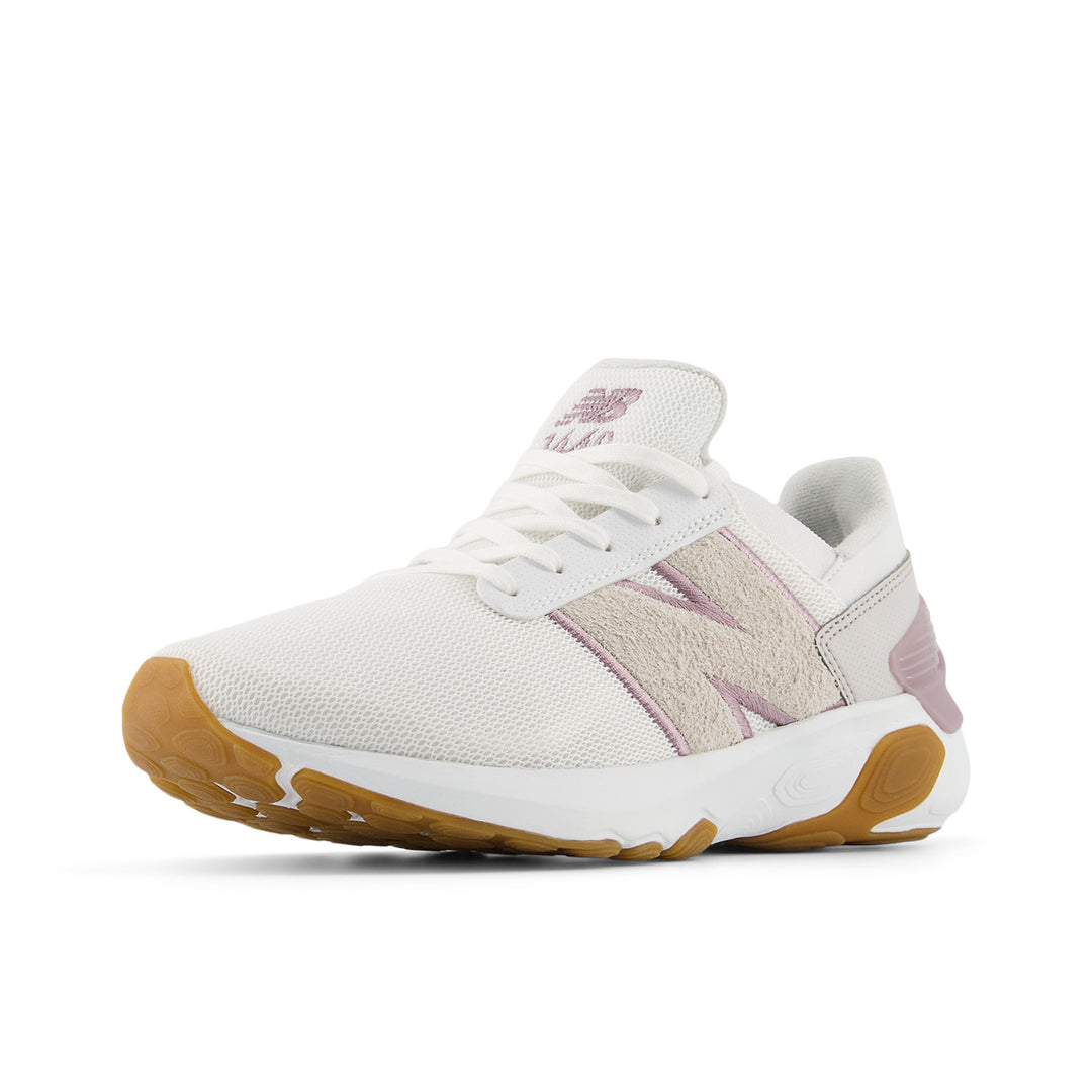 Women's New Balance Fresh Foam X 1440 Color: White/ Ice Wine 10