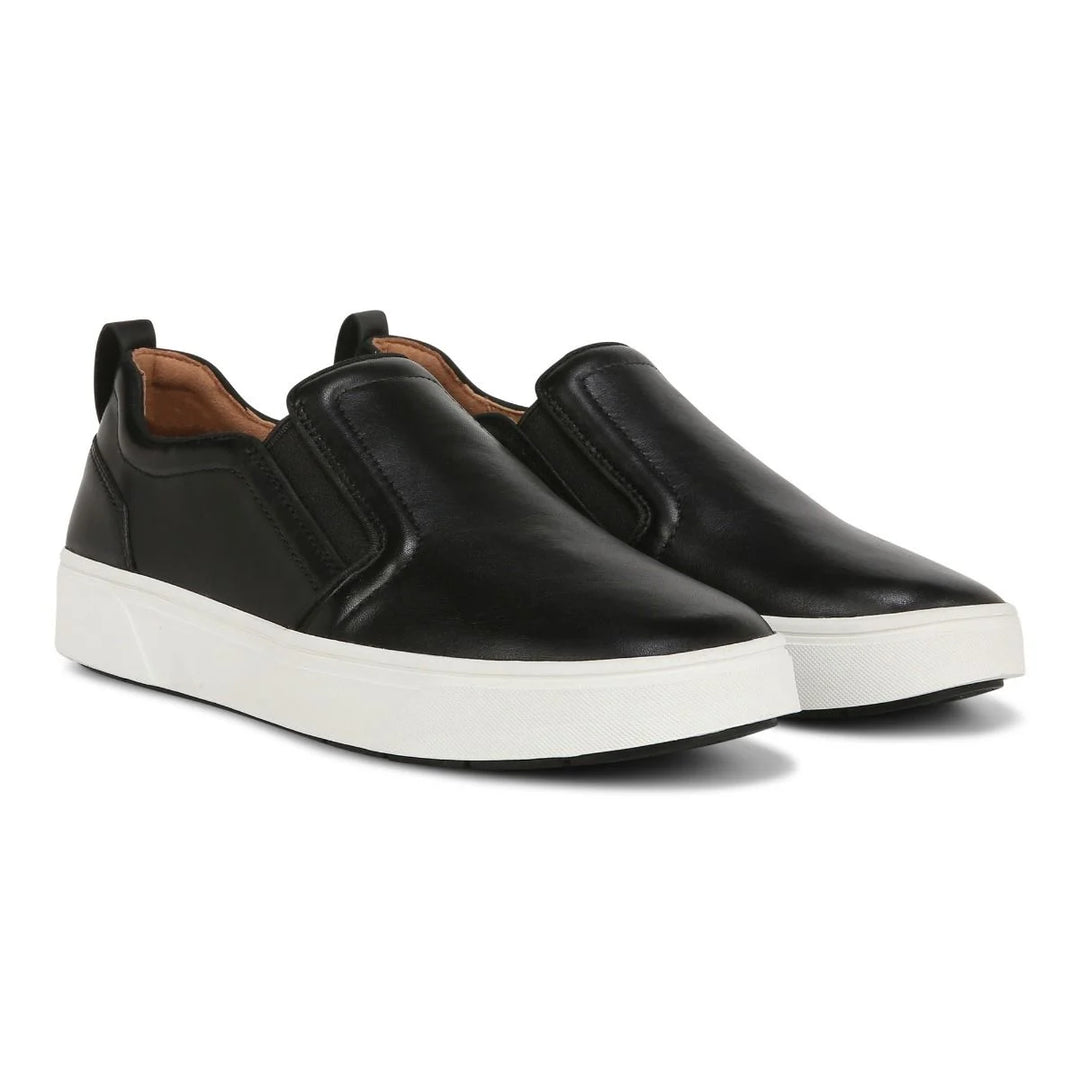 Women's Vionic Kimmie Sneaker Color: Black Leather