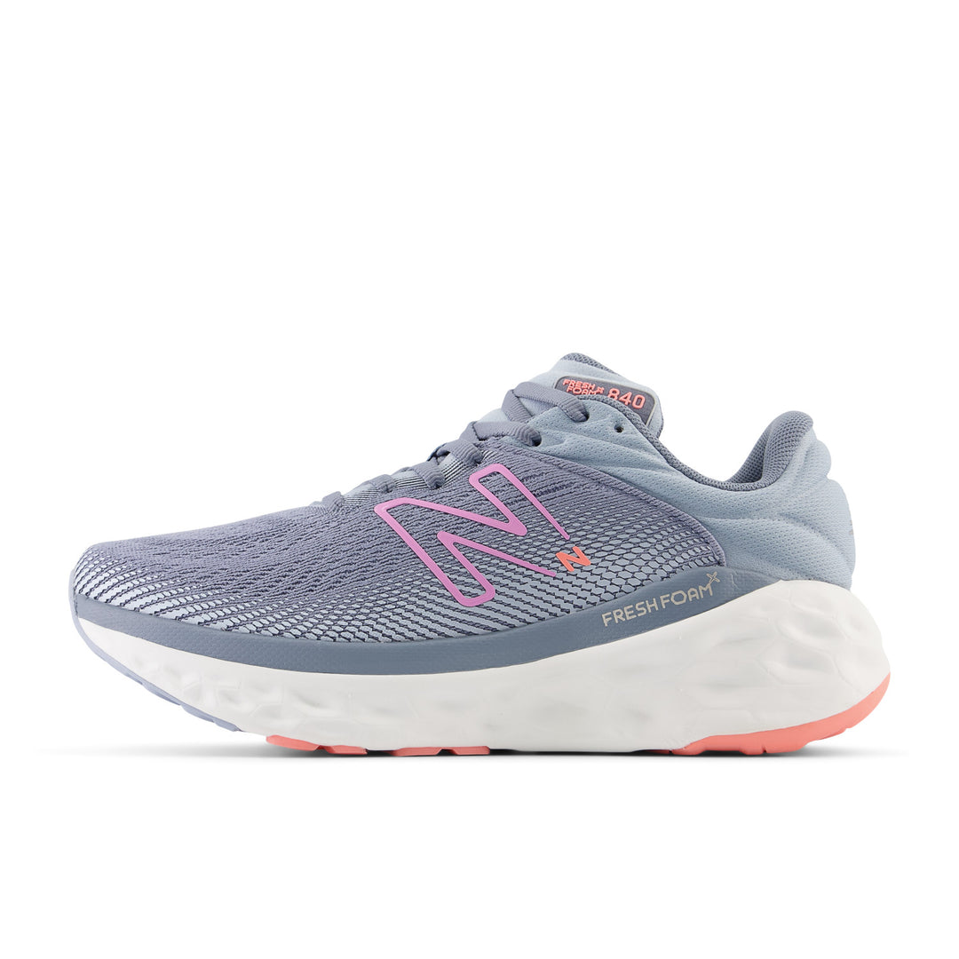 Women's New Balance Fresh Foam X 840v1 Color: Arctic Grey with Raspberry